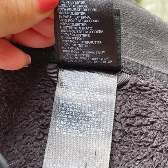 The North Face Osito Black Fuzzy Fleece Full-Zip Teddy Jacket -Women's Large - Picture 13 of 14